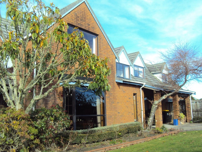 5 Hunter Street, Westport, Westport - Carousel 2