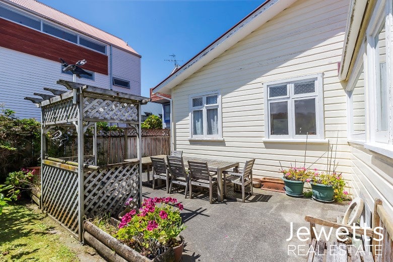 59 Darlington Road, Miramar, Wellington - Carousel 16