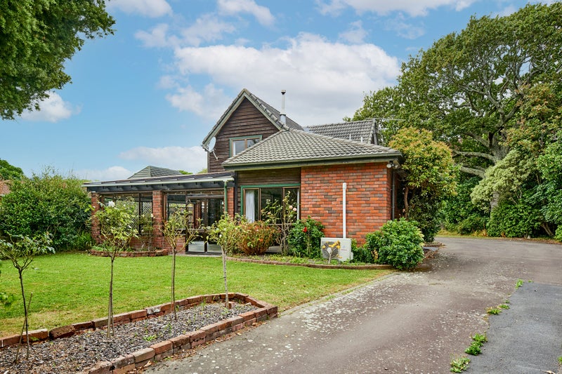 4 Hamerton Street, Naenae, Lower Hutt - Carousel 1