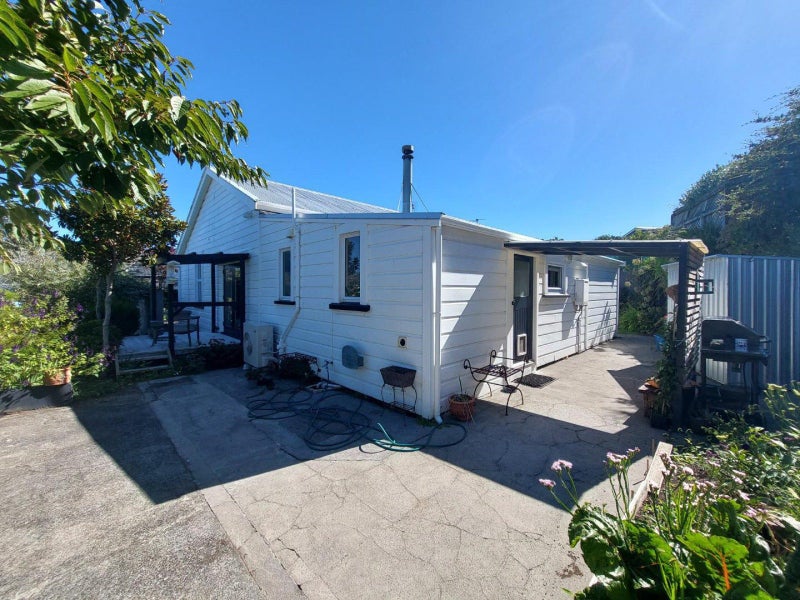 39 South Road, Blagdon, New Plymouth - Carousel 2