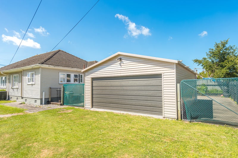 44 Hakeke Street, Whanganui East, Whanganui - Carousel 2