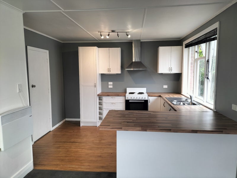 77 Caldwell Street, Brockville, Dunedin - Carousel 1