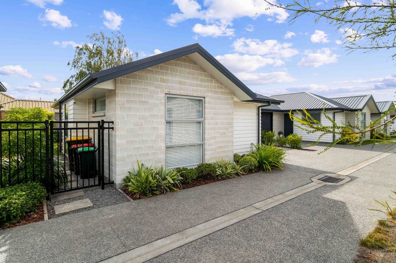 2/3 Nyoli Street, Northcote, Christchurch - Carousel 27