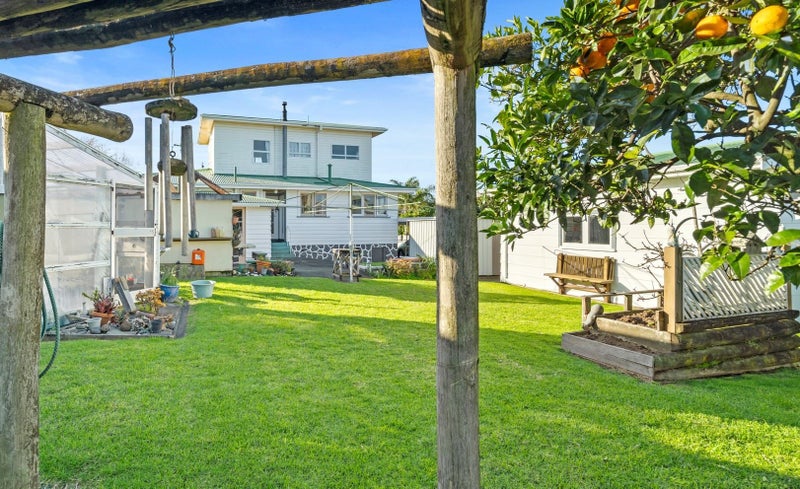 34 Lemon Grove Avenue, Otumoetai, Tauranga - Carousel 2