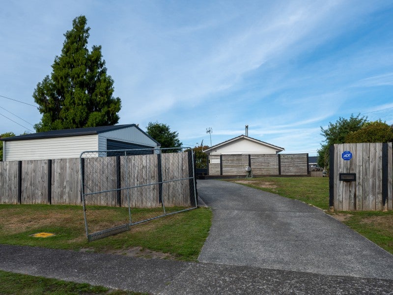 16 Alison Street, Mangakakahi, Rotorua - Carousel 2