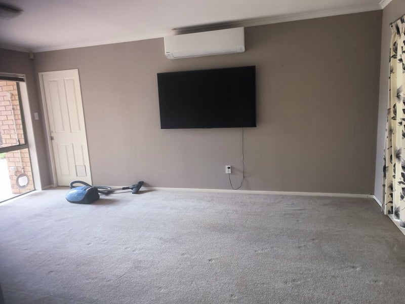 9 Millington Place, Huntington Park, Auckland - Carousel 2