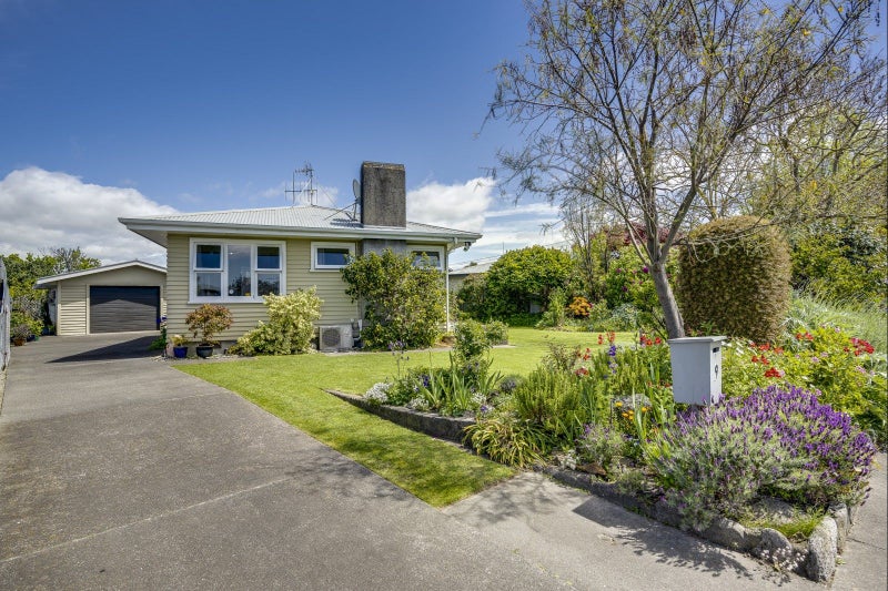 9 Hitchings Avenue, Onekawa, Napier - Carousel 1