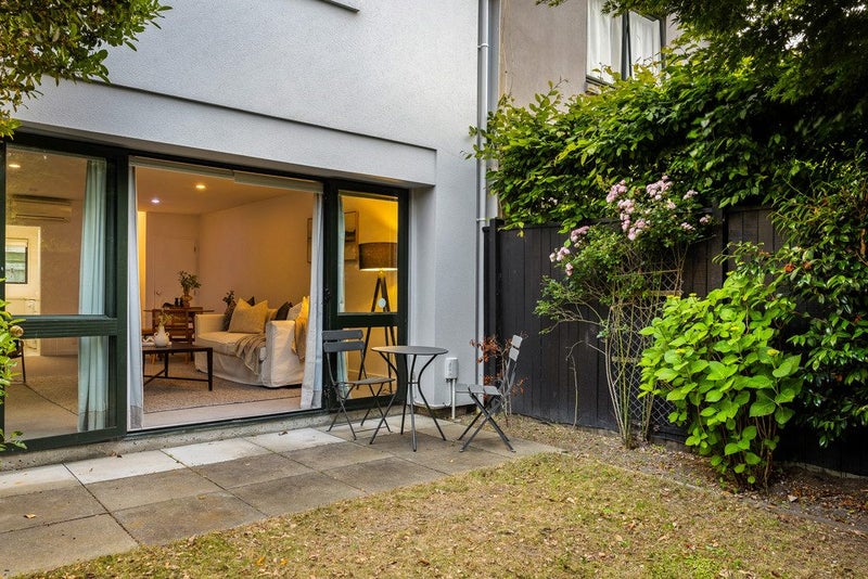 2/54 Derby Street, St Albans, Christchurch - Carousel 13