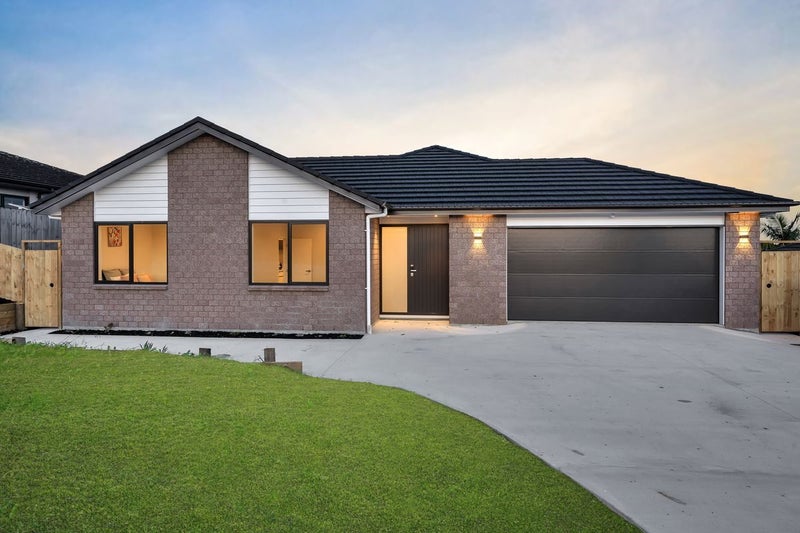 204 Helenslee Road, Pōkeno - Carousel 1