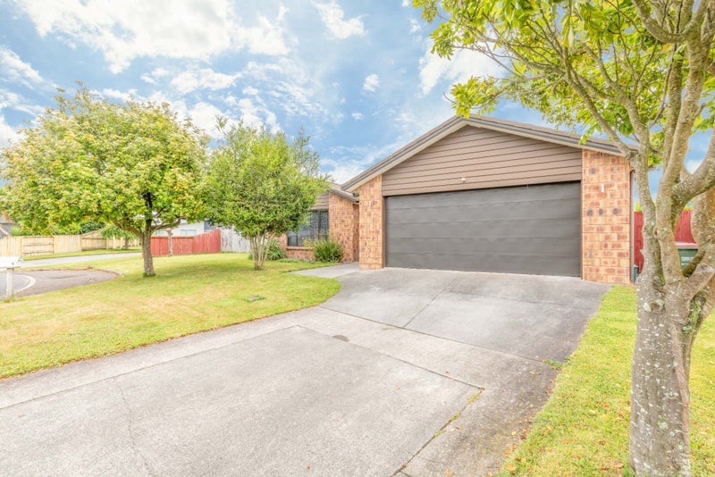 6 Chatham Place, Rototuna North, Hamilton - Carousel 2