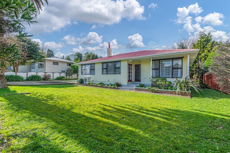 76 Mclean Street, Woodville - Carousel 19