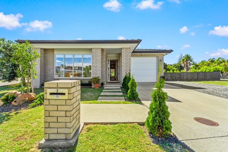 2 Maylee Crescent, Gulf Harbour, Whangaparaoa - Carousel 1