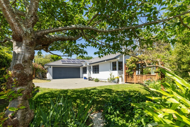 46 Lucknow Road, Havelock North, Havelock North - Carousel 1