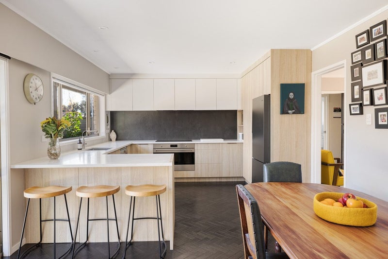 24 Selwyn Street, Tauranga, Tauranga - Carousel 2