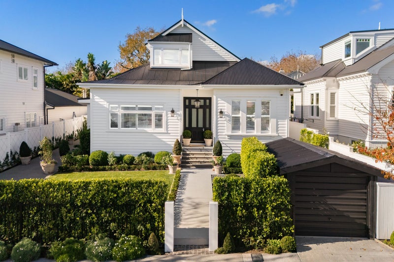 9 Galatea Terrace, Herne Bay, Auckland - Carousel 1