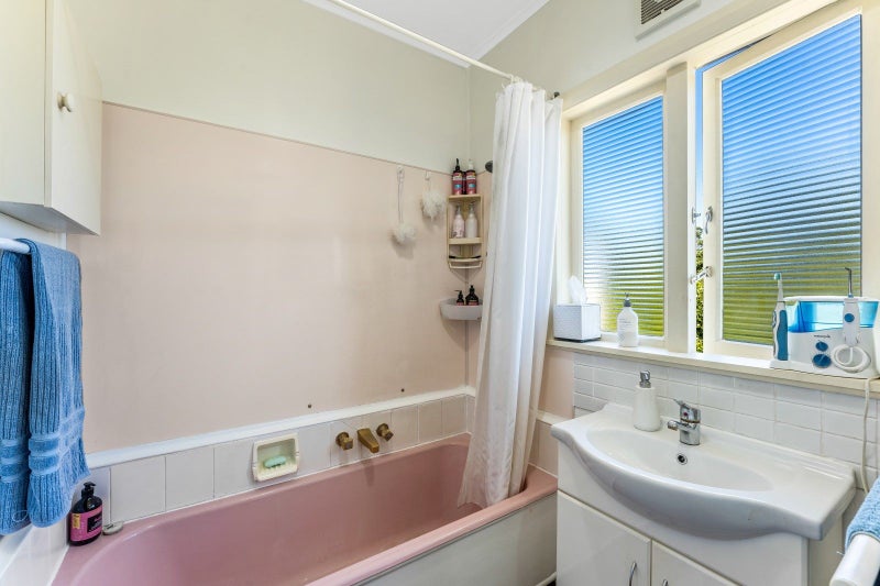 10 Elizabeth Street, Pukerua Bay, Porirua - Carousel 18