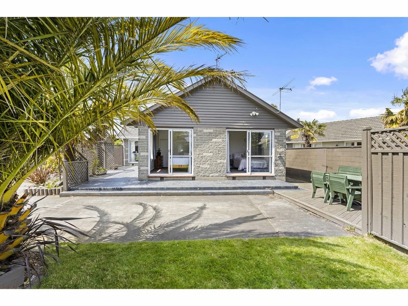 17 Logie Place, Bromley, Christchurch - Carousel 11