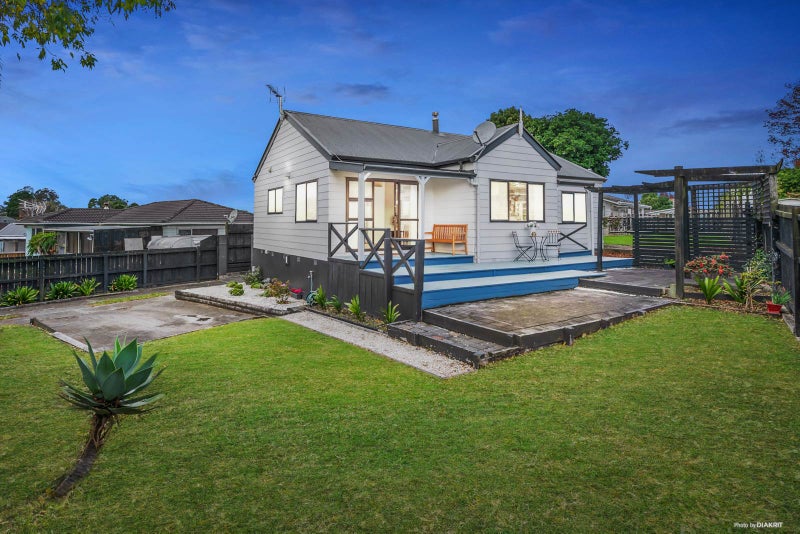 9 Balloch Street, Randwick Park, Auckland - Carousel 2