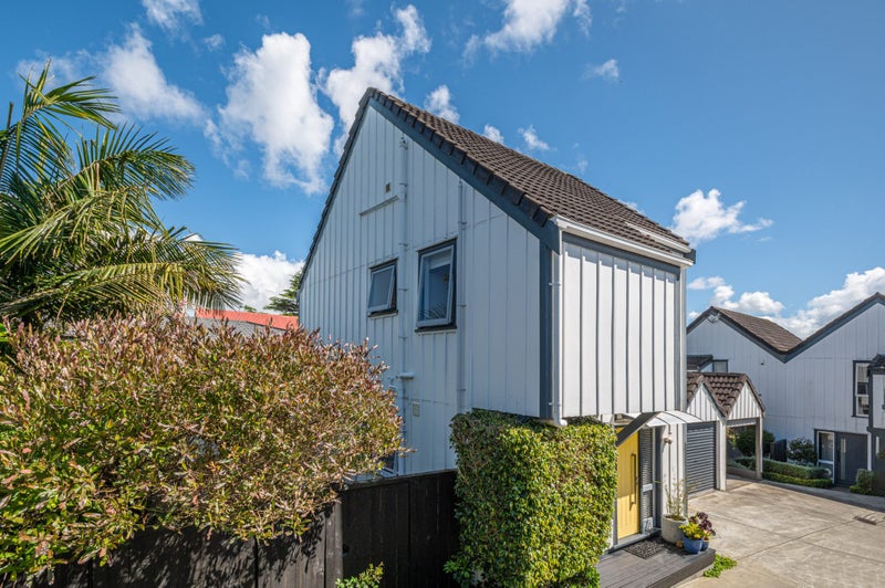 3/9 Eden View Road, Sandringham, Auckland - Carousel 2