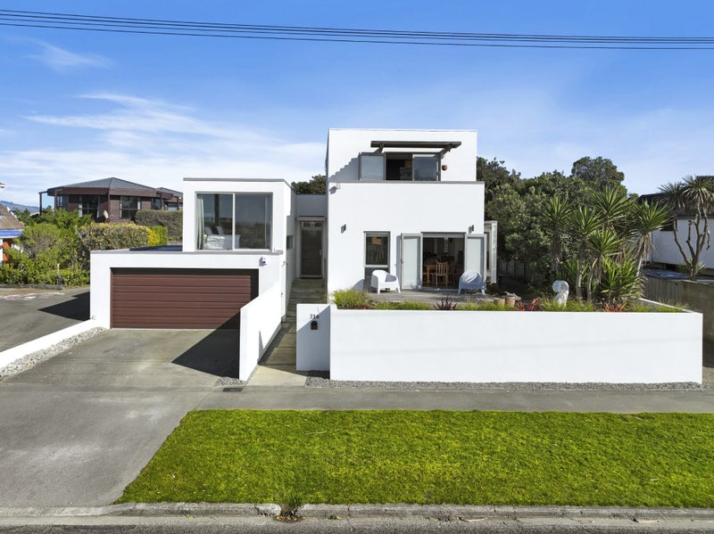 326 Marine Parade, New Brighton, Christchurch - Carousel 2