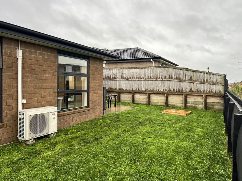 45 Pragma Rise, Huntington, Hamilton - Carousel 13