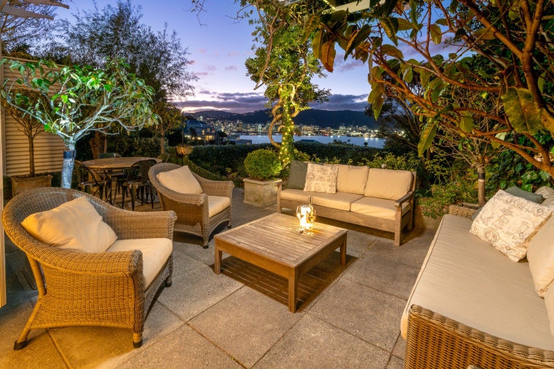 5 Telford Terrace, Oriental Bay, Wellington - Carousel 2