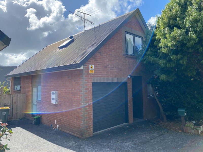 2/37 Fields Parade, Oteha, Auckland - Carousel 12