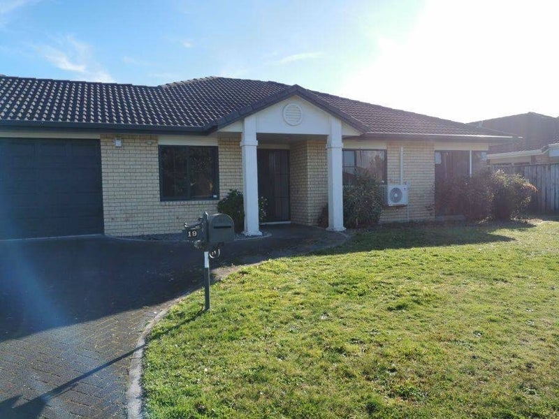 19 Cate Road, Rototuna, Hamilton - Carousel 2
