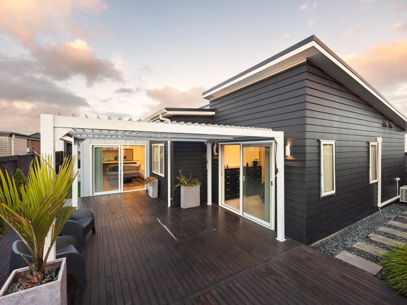 42 Trewern Avenue, Chartwell, Hamilton - Carousel 1