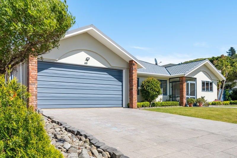 99 Redvers Drive, Belmont, Lower Hutt - Carousel 2