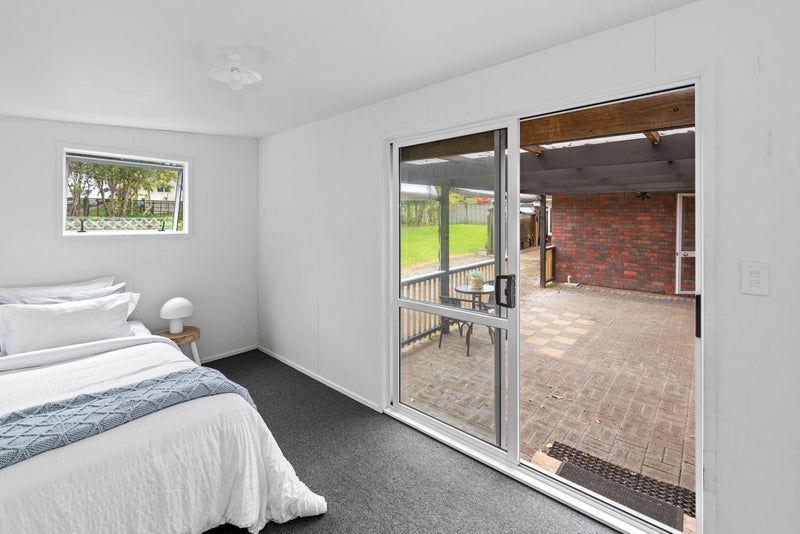 1 Claret Place, Henderson, Auckland - Carousel 5