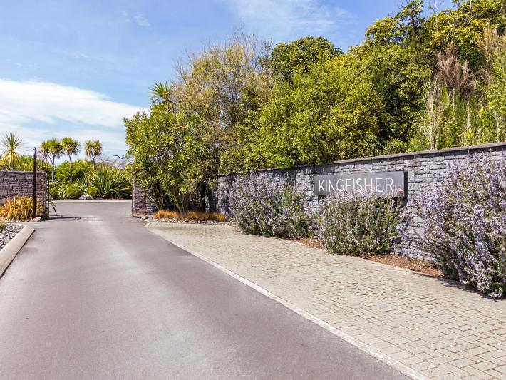 54 Parawera Drive, Acacia Bay, Taupo - Carousel 2