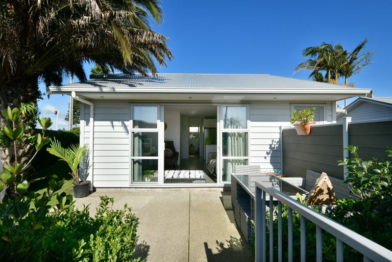 8A Beach Road, Manly, Whangaparaoa - Carousel 2