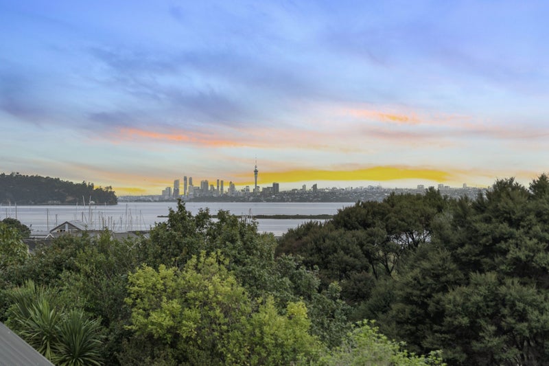 2/1 Clearwater Cove, West Harbour, Auckland - Carousel 2