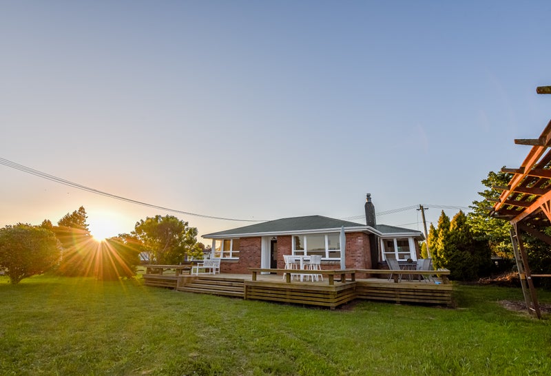 11B Te Wirihana Road, Mourea, Rotorua - Carousel 1