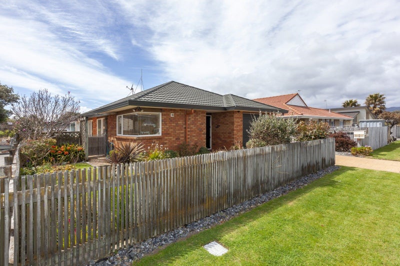 13A Mahana Road, Paraparaumu Beach, Paraparaumu - Carousel 2