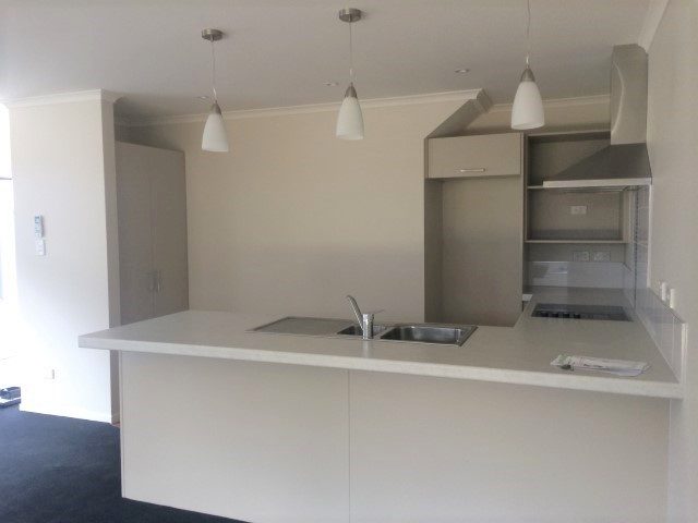 2/42 Charlemont Street, Whitiora, Hamilton - Carousel 2