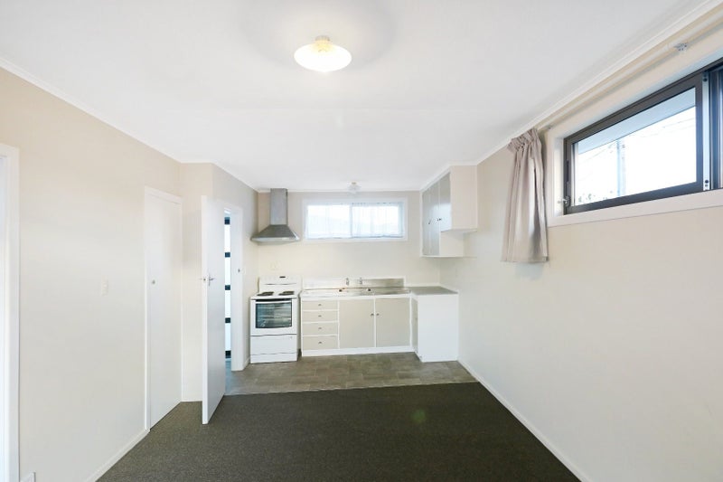 3/11 STAFFORD Street, HERETAUNGA, UPPER HUTT - Carousel 2