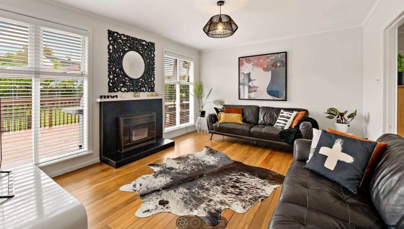 6 Lanark Place, Glen Innes, Auckland - Carousel 2