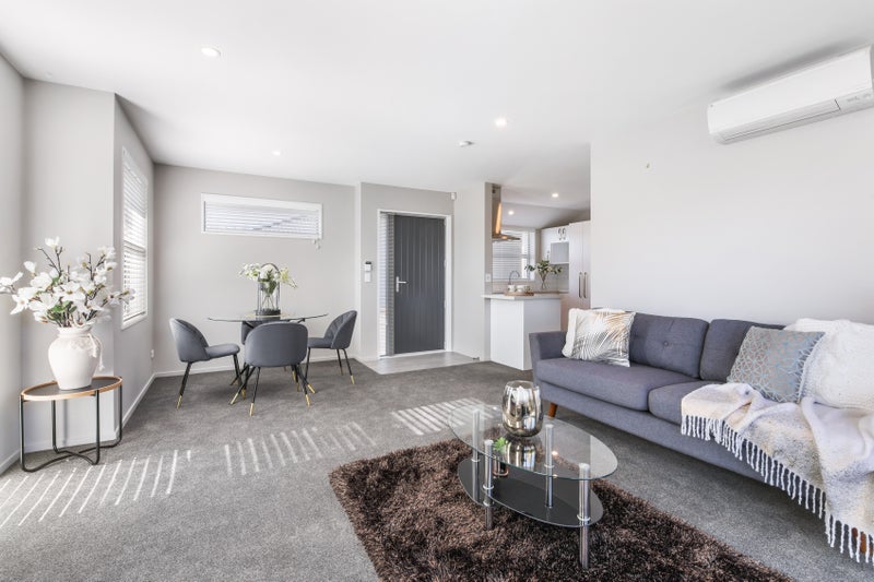 21 Henry Roil Lane, Northcote, Christchurch - Carousel 1