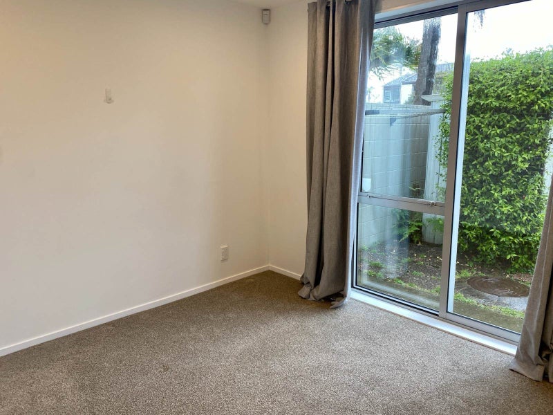 1/31 Speight Road, Kohimarama, Auckland - Carousel 9
