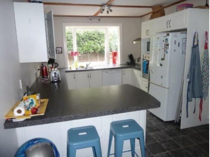 25 Golf Road, Heretaunga, Upper Hutt - Carousel 2