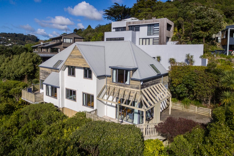 7 Cavalry Close, Crofton Downs, Wellington - Carousel 1