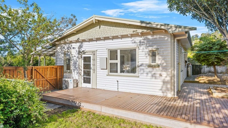 86 Corson Avenue, Beckenham, Christchurch - Carousel 1