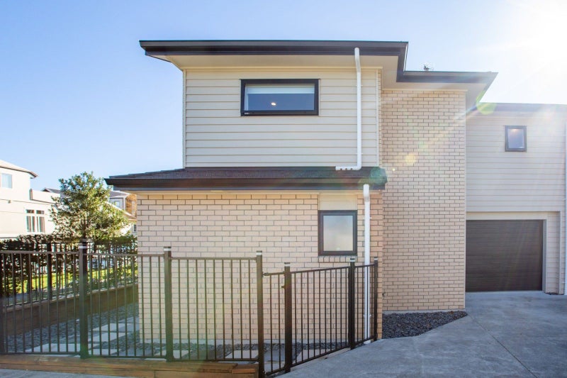 1/3 Manning Street, Hamilton Central, Hamilton - Carousel 2