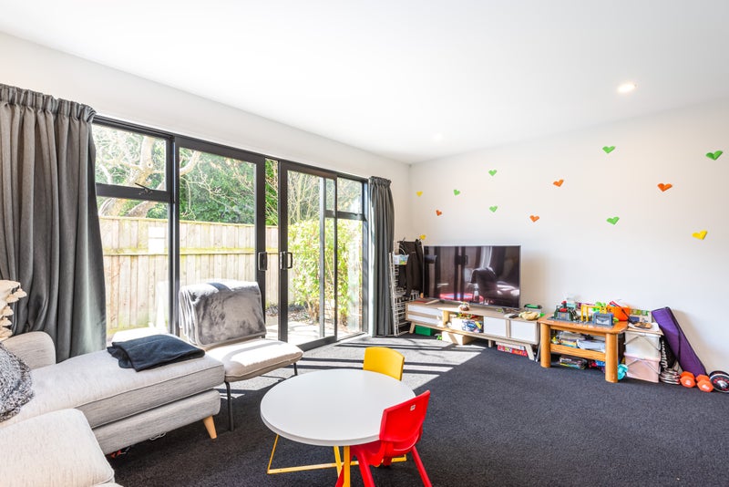 3/34 John Campbell Crescent, Hillmorton, Christchurch - Carousel 2
