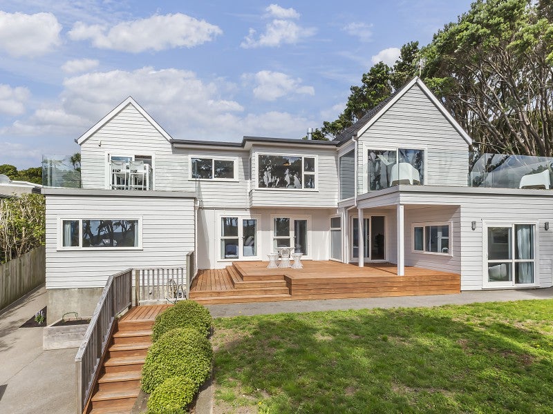 19 Jubilee Road, Khandallah, Wellington - Carousel 2