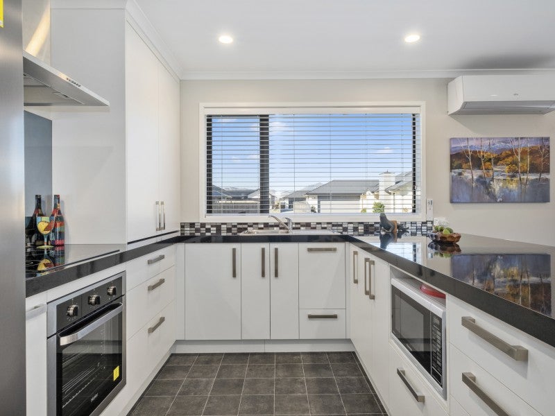 14 Harvard Road, Burleigh, Blenheim - Carousel 2