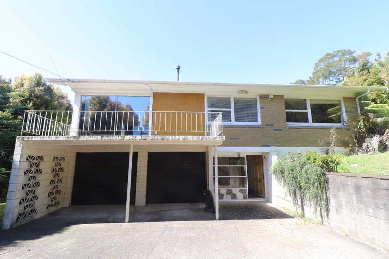 11 Ellice Road, Totara Vale, Auckland - Carousel 1