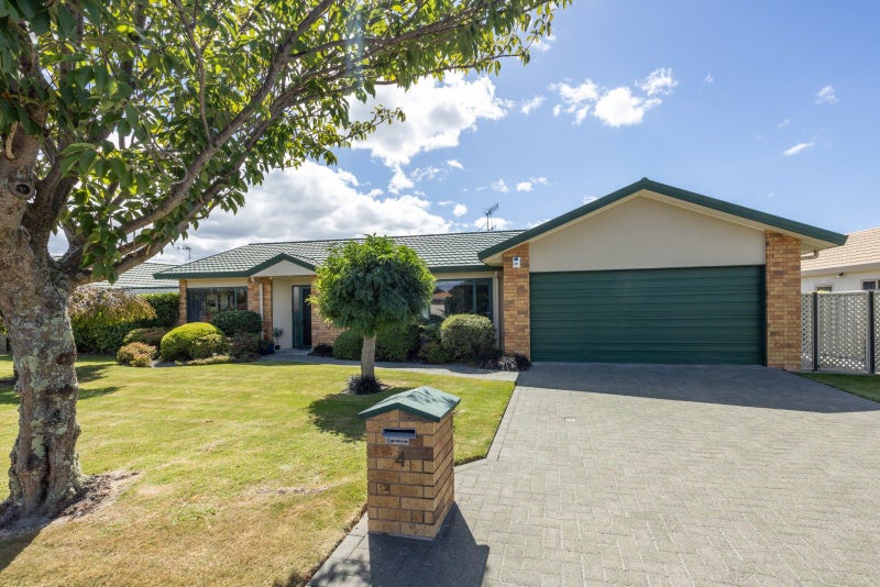 4 Aintree Place, Taradale, Napier - Carousel 1